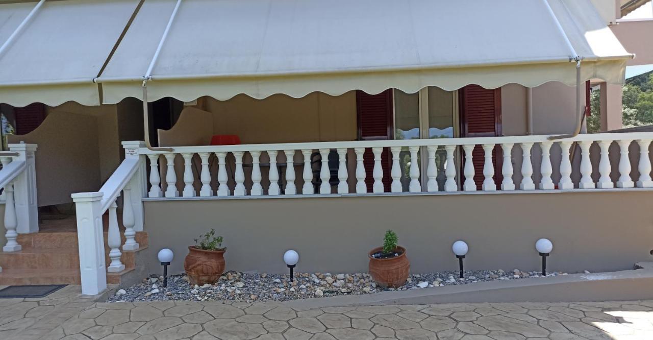 Evalena Home Frinion Exterior photo